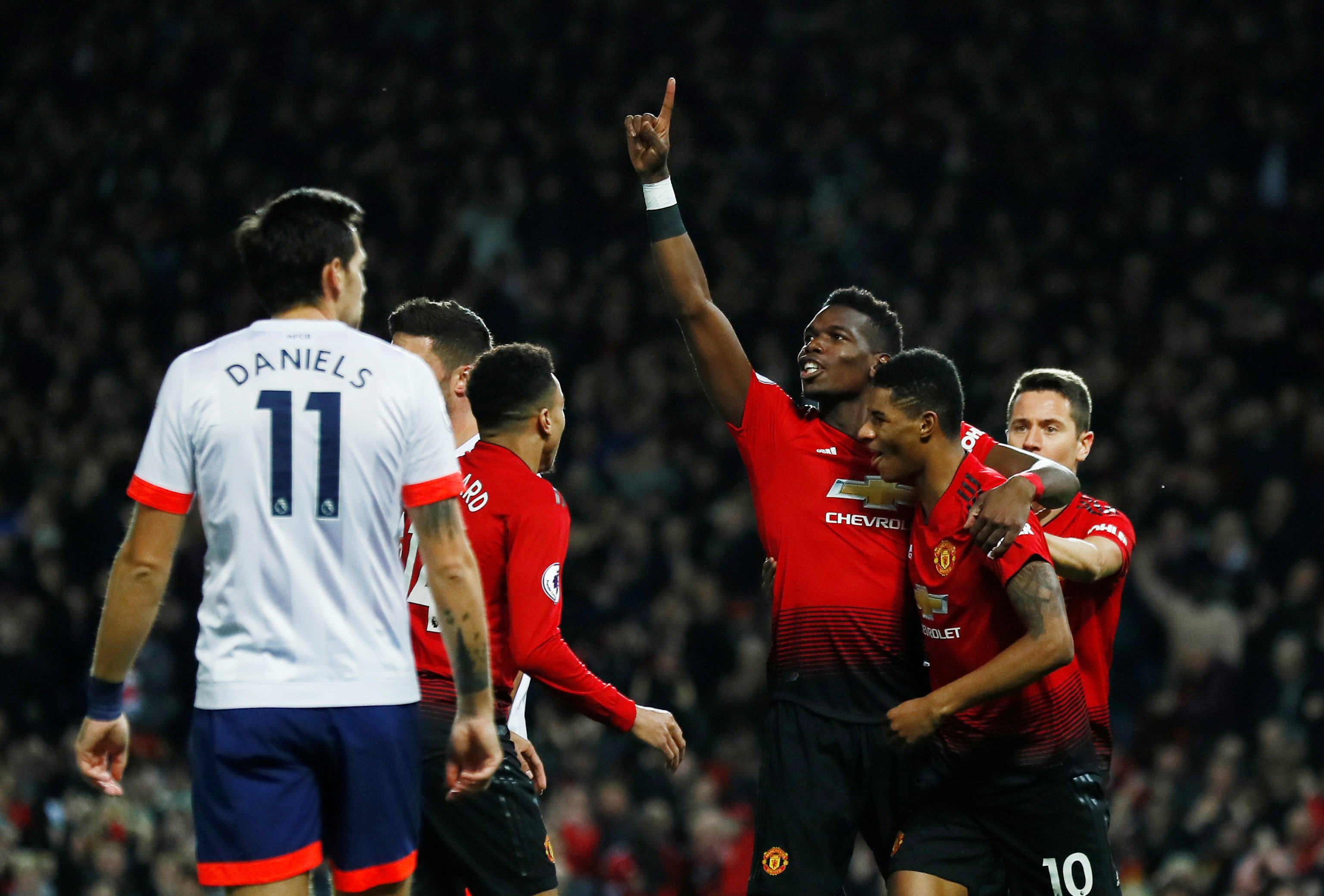 仅是对一名 仅是对一名